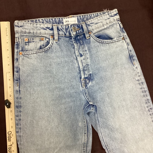 Zara Denim - Zara Acid Wash Jeans Size 6 Frayed Bottom Hem